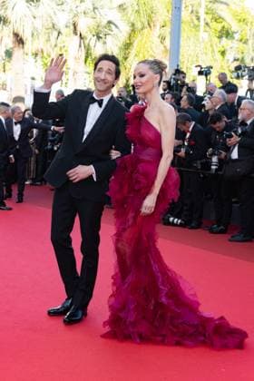 B Montée des marches du film Vie privée lors du 78ème Festival International du Film de Cannes Adrien Brody et sa compagne Georgina Chapman Montée des marches du film Vie privée lors du 78ème Festival International du Film de Cannes, au Palais des Festivals à Cannes Le 20 mai 2025 Olivier Borde Bestimage Red carpet for the movie A private life during the 78th Cannes International Film Festival at the Palais des Festivals in Cannes, France On may 20th 2025 Cannes France  Copyright: xOLIVIERxBORDEx xBESTIMAGExOLIVIERxBORDEx xBESTIMAGEx