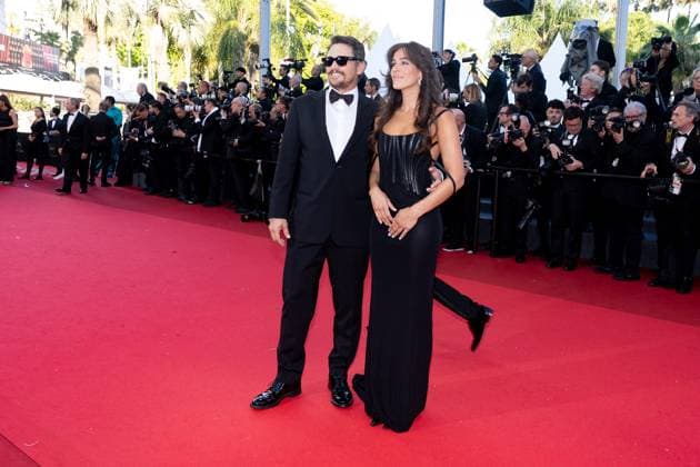 B Montée des marches du film Vie privée lors du 78ème Festival International du Film de Cannes James Franco et sa compagne Isabel Pakzad Montée des marches du film Vie privée lors du 78ème Festival International du Film de Cannes, au Palais des Festivals à Cannes Le 20 mai 2025 Olivier Borde Bestimage Red carpet for the movie A private life during the 78th Cannes International Film Festival at the Palais des Festivals in Cannes, France On may 20th 2025 Cannes France  Copyright: xOLIVIERxBORDEx xBESTIMAGExOLIVIERxBORDEx xBESTIMAGEx