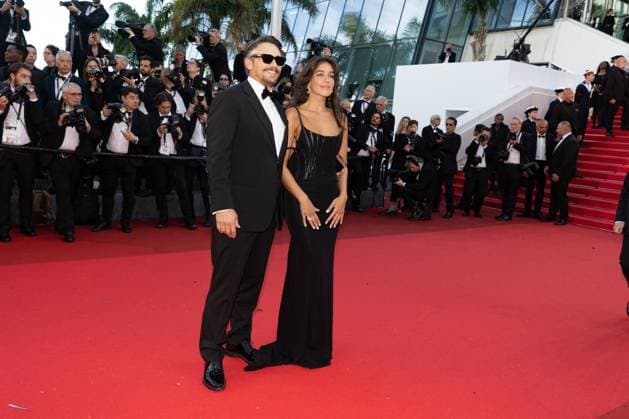 B Montée des marches du film Vie privée lors du 78ème Festival International du Film de Cannes James Franco et sa compagne Isabel Pakzad Montée des marches du film Vie privée lors du 78ème Festival International du Film de Cannes, au Palais des Festivals à Cannes Le 20 mai 2025 Olivier Borde Bestimage Red carpet for the movie A private life during the 78th Cannes International Film Festival at the Palais des Festivals in Cannes, France On may 20th 2025 Cannes France  Copyright: xOLIVIERxBORDEx xBESTIMAGExOLIVIERxBORDEx xBESTIMAGEx