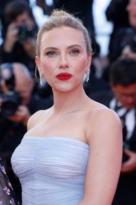 Scarlett Johansson at the premiere of the feature film Vie privÃ e A Private Life at the Festival de Cannes 2025 78 Cannes International Film Festival at the Palais des Festivals Cannes, 20 05 2025 Foto:xD.xBedrosianx xFuturexImagex private_5522