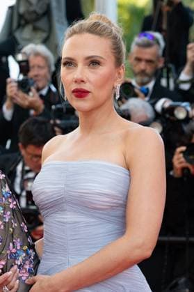 B Montée des marches du film Vie privée lors du 78ème Festival International du Film de Cannes Scarlett Johansson Montée des marches du film Vie privée lors du 78ème Festival International du Film de Cannes, au Palais des Festivals à Cannes On may 20th 2025 Olivier Borde Bestimage Red carpet for the movie A private life during the 78th Cannes International Film Festival at the Palais des Festivals in Cannes, France On may 20th 2025 Cannes France  Copyright: xOLIVIERxBORDEx xBESTIMAGExOLIVIERxBORDEx xBESTIMAGEx