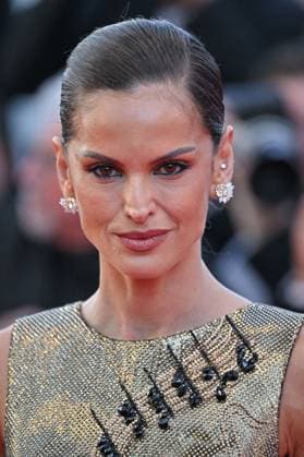 Cannes A Private Life Screening JR Izabel Goulart attending the screening of A Private Life at 78th Cannes Film Festival in Cannes, France on May, 20, 2025. Photo by Julien Reynaud APS-Medias ABACAPRESS.COM Cannes France  Copyright: xReynaudxJulien APS-Medias ABACAx