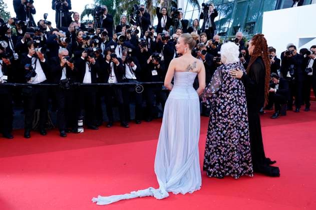 Scarlett Johansson, June Squibb and Erin Kellyman at the premiere of the feature film Vie privÃ e A Private Life at the Festival de Cannes 2025 78 Cannes International Film Festival at the Palais des Festivals Cannes, 20 05 2025 Foto:xD.xBedrosianx xFuturexImagex private_5536