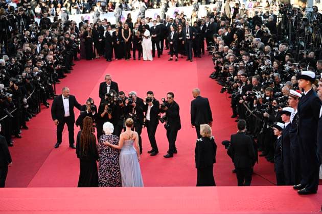 78eme Festival International du Film de Cannes Montée des marches du film Vie Privée 78th International Cannes Film Festival Red carpet for Vie Privée movie 444801 2025 05 20 France Johansson, Scarlett Kellyman, Erin Squibb, June  Copyright: xSergexArnalx xStarfacex STAR_444801_027