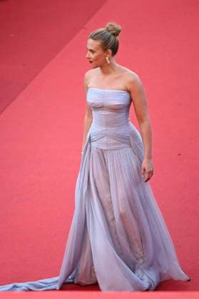 78eme Festival International du Film de Cannes Montée des marches du film Vie Privée 78th International Cannes Film Festival Red carpet for Vie Privée movie 444801 2025 05 20 France Johansson, Scarlett  Copyright: xSergexArnalx xStarfacex STAR_444801_036