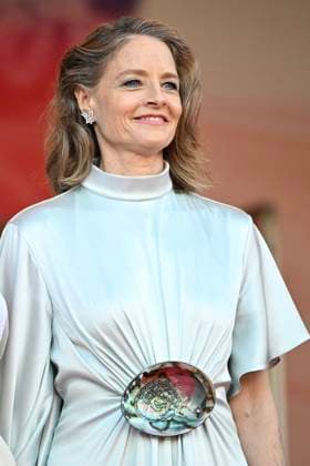 78eme Festival International du Film de Cannes Montée des marches du film Vie Privée 78th International Cannes Film Festival Red carpet for Vie Privée movie 444801 2025 05 20 France Foster, Jodie  Copyright: xSergexArnalx xStarfacex STAR_444801_053