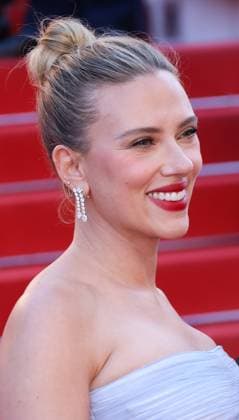 78eme Festival International du Film de Cannes Montée des marches du film Vie Privée 78th Cannes Film Festival Red carpet of the film Vie privee Scarlett Johansson 444802 2025 05 20 Cannes France  Copyright: xIsabellexVautierx xStarfacex STAR_444802_017