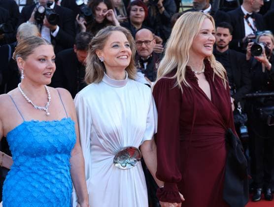 78eme Festival International du Film de Cannes Montée des marches du film Vie Privée 78th Cannes Film Festival Red carpet of the film Vie privee Sophie Guillemin, Jodie Foster and Virginie Efira 444802 2025 05 20 Cannes France  Copyright: xIsabellexVautierx xStarfacex STAR_444802_046