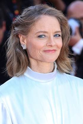 78eme Festival International du Film de Cannes Montée des marches du film Vie Privée 78th Cannes Film Festival Red carpet of the film Vie privee Jodie Foster 444802 2025 05 20 Cannes France  Copyright: xIsabellexVautierx xStarfacex STAR_444802_049