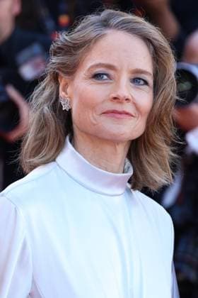 78eme Festival International du Film de Cannes Montée des marches du film Vie Privée 78th Cannes Film Festival Red carpet of the film Vie privee Jodie Foster 444802 2025 05 20 Cannes France  Copyright: xIsabellexVautierx xStarfacex STAR_444802_051