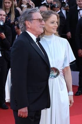 78eme Festival International du Film de Cannes Montée des marches du film Vie Privée 78th Cannes Film Festival Red carpet of the film Vie privee Daniel Auteuil and Jodie Foster 444802 2025 05 20 Cannes France  Copyright: xIsabellexVautierx xStarfacex STAR_444802_061