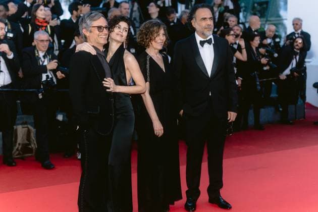 78eme Festival International du Film de Cannes Montée des marches du film Vie Privée 78th International Cannes Film Festival Red carpet for Vie Privée movie 444803 2025 05 20 Alpes Maritimes Cannes France Garcia Bernal, Gael Gonzalez Inarritu, Alejandro Sosa, Martha  Copyright: xTerencexBaelenx STAR_444803_066