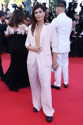 Cannes - Vie Privee Screening JD Eloise Valli during the Vie Privee red carpet at the 78th annual Cannes Film Festival at Palais des Festivals on May 20, 2025 in Cannes, France. Photo by Jerome Domine ABACAPRESS.COM Cannes France  Copyright: xDominexJerome ABACAx