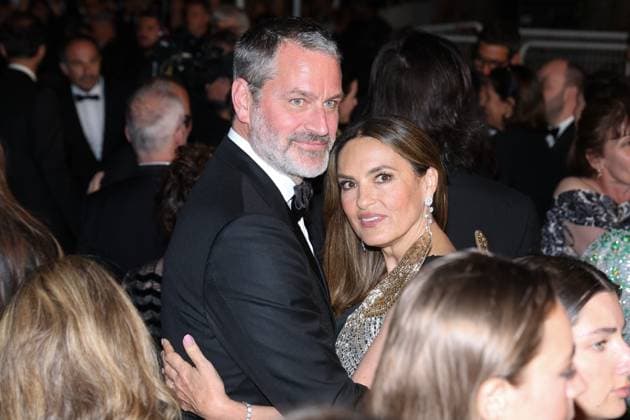 J Descente des marches du film Vie privée lors du 78ème Festival International du Film de Cannes Mariska Hargitay et son mari Peter Hermann Descente des marches du film Vie privée lors du 78ème Festival International du Film de Cannes, au Palais des Festivals à Cannes On may 20th 2025 Jacovides Moreau Bestimage People leaving the red carpet for the movie A private life during the 78th Cannes International Film Festival at the Palais des Festivals in Cannes, France On may 20th 2025 Cannes France  Copyright: xJACOVIDES-MOREAUx xBESTIMAGExJACOVIDES-MOREAUx xBESTIMAGEx