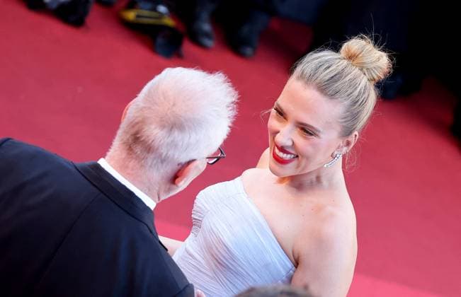 J Montée des marches du film Vie privée lors du 78ème Festival International du Film de Cannes Thierry Frémaux, Scarlett Johansson Montée des marches du film Vie privée lors du 78ème Festival International du Film de Cannes, au Palais des Festivals à Cannes Le 20 mai 2025 Jacovides Moreau Bestimage Red carpet for the movie A private life during the 78th Cannes International Film Festival at the Palais des Festivals in Cannes, France On may 20th 2025 Cannes France  Copyright: xJACOVIDES-MOREAUx xBESTIMAGExJACOVIDES-MOREAUx xBESTIMAGEx