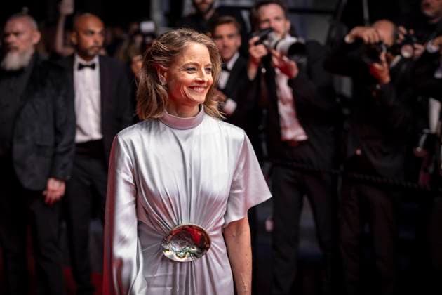B Descente des marches du film Vie privée lors du 78ème Festival International du Film de Cannes Jodie Foster Descente des marches du film Vie privée lors du 78ème Festival International du Film de Cannes, au Palais des Festivals à Cannes Le 20 mai 2025 Jacovides Moreau Bestimage People leaving the red carpet for the movie A private life during the 78th Cannes International Film Festival at the Palais des Festivals in Cannes, France On may 20th 2025 Cannes France  Copyright: xOLIVIERxBORDEx xBESTIMAGExOLIVIERxBORDEx xBESTIMAGEx