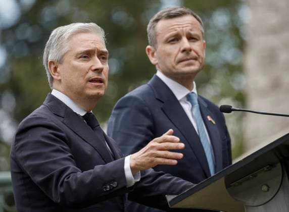 May 20, 2025, Banff, Ab, CANADA: Ukraine Minister of Finance, Sergii Marchenko, right, and Canada s Finance Minister Francois-Philippe Champagne speak to the media prior to the G7 Finance Ministers meeting in Banff, Alta., Tuesday, May 20, 2025. Banff CANADA - ZUMAc35_ 20250520_zaf_c35_041 Copyright: xJeffxMcintoshx