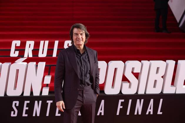 May 21, 2025, Mexico City, Mexico: TOM CRUISE and director CHRISTOPHER MCQUARRIE ttended the premiere of Mission Impossible: Dead Reckoning at the National Auditorium, where they signed autographs and walked the red carpet. Mexico City Mexico - ZUMAl178 20250521_znp_l178_004 Copyright: xCristianxLeyvax
