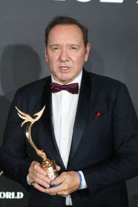 Better World Fund Gala Evening at the Carlton Hotel during the 78th Cannes International Film Festival Kevin Spacey Better World Fund Gala Evening at the Carlton Hotel during the 78th Cannes International Film Festival on May 20, 2025 Lionel Urman Bestimage Better World Fund Gala Evening at the Carlton Hotel during the 78th Cannes International Film Festival on May 20, 2025 Cannes France  Copyright: xLIONELxURMANxx xBESTIMAGExLIONELxURMANxx xBESTIMAGEx