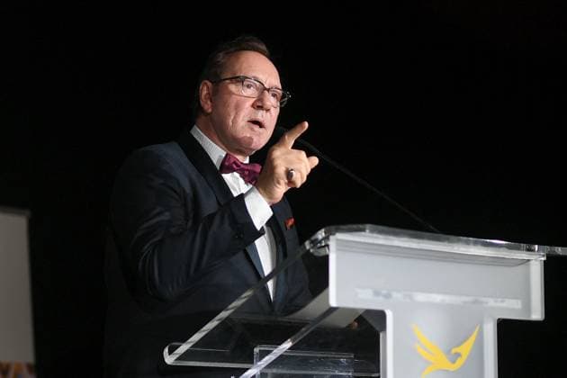 Better World Fund Gala Evening at the Carlton Hotel during the 78th Cannes International Film Festival Kevin Spacey Better World Fund Gala Evening at the Carlton Hotel during the 78th Cannes International Film Festival on May 20, 2025 Lionel Urman Bestimage Better World Fund Gala Evening at the Carlton Hotel during the 78th Cannes International Film Festival on May 20, 2025 Cannes France  Copyright: xLIONELxURMANxx xBESTIMAGExLIONELxURMANxx xBESTIMAGEx