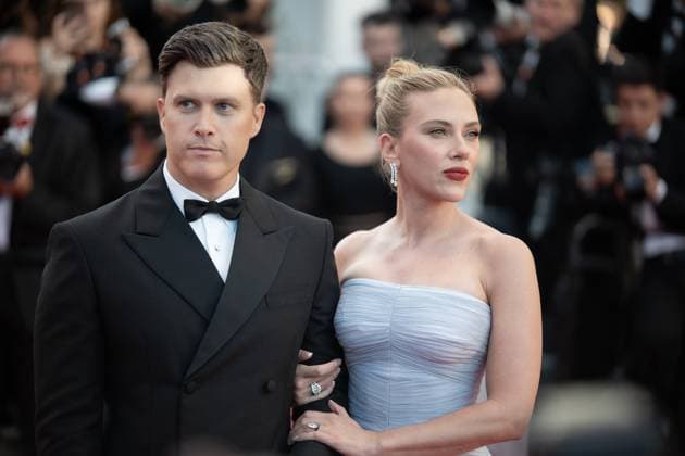 Vie Privee (A Private Life) Red Carpet - The 78th Annual Cannes Film Festival Scarlett Johansson and Colin Jost attend the Vie Privee (A Private Life) red carpet at the 78th annual Cannes Film Festival at Palais des Festivals in Cannes, France, on May 20, 2025. Cannes France  Copyright: xLucaxCarlinox originalFilename: carlino-notitle250520_npdul.jpg