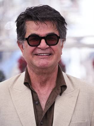 Cannes, 78th Cannes Film Festival 2025 - day 9 - Photocall of the film Un Simple Accident In the photo: Jafar Panahi  Copyright: xSimonexComix xipa-agency.netx xManuelexMangiarottix IPA_Agency_IPA58019408