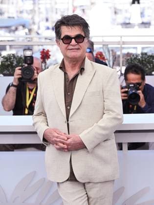 Cannes, 78th Cannes Film Festival 2025 - day 9 - Photocall of the film Un Simple Accident In the photo: Jafar Panahi  Copyright: xSimonexComix xipa-agency.netx xManuelexMangiarottix IPA_Agency_IPA58019453