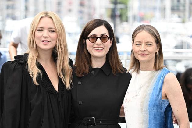 Cannes - Vie Privee Photocall Rebecca Zlotowski, Jodie Foster and Virginie Efira during the Vie Privee (A Private Life) photocall at the 78th annual Cannes Film Festival at Palais des Festivals on May 21, 2025 in Cannes, France. Photo by David Niviere ABACAPRESS.COM Cannes France  Copyright: xNivierexDavid ABACAPRESS.COMx