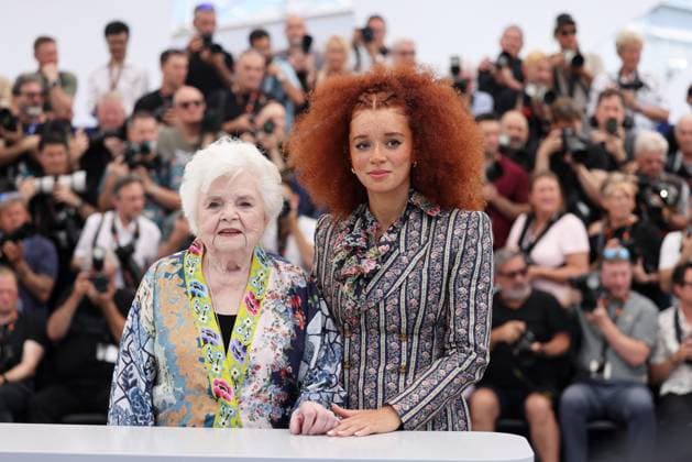 Eleanor The Great Photocall during the 78th Cannes International Film Festival June Squibb et Erin Kellyman au photocall du film Eleanor The Great lors du 78ème Festival International du Film de Cannes, au Palais des Festivals à Cannes, France, le 21 mai 2025 Jacovides Moreau Bestimage Eleanor The Great Photocall during the 78th Cannes International Film Festival, in Cannes, France, on May 21, 2025 Cannes France  Copyright: xJACOVIDES-MOREAUx xBESTIMAGExJACOVIDES-MOREAUx xBESTIMAGEx