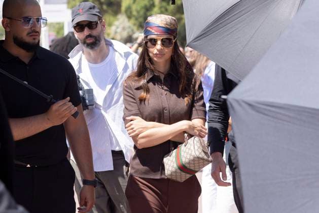 Cannes Emily Ratajkowski along the Croisette MP Emily Ratajkowski plays in a commercial for Gucci along the Croisette ahead the 78th annual Cannes Film Festival on May 21, 2025 in Cannes, France. Photo by Marco Piovanotto ABACAPRESS.COM  Copyright: xPiovanottoxMarco ABACAx
