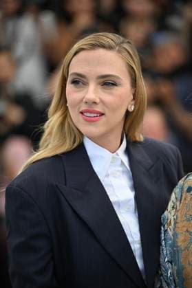 Internationale Filmfestspiele von Cannes, Eleanor the Great Photocall 78eme Festival International du Film de Cannes Photocall with cast of Eleonor the great 78th International Cannes Film Festival Photocall with cast of Eleonor the great movie 444844 2025 05 21 France Johansson, Scarlett  Copyright: xSergexArnalx xStarfacex STAR_444844_010