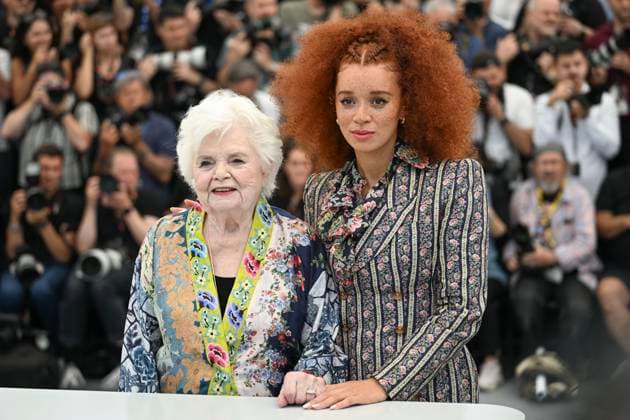 Internationale Filmfestspiele von Cannes, Eleanor the Great Photocall 78eme Festival International du Film de Cannes Photocall with cast of Eleonor the great 78th International Cannes Film Festival Photocall with cast of Eleonor the great movie 444844 2025 05 21 France Squibb, June Kellyman, Erin  Copyright: xSergexArnalx xStarfacex STAR_444844_013