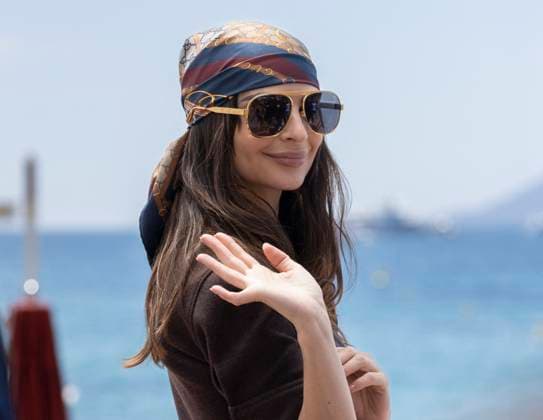 Cannes Emily Ratajkowski along the Croisette MP Emily Ratajkowski plays in a commercial for Gucci along the Croisette ahead the 78th annual Cannes Film Festival on May 21, 2025 in Cannes, France. Photo by Marco Piovanotto ABACAPRESS.COM  Copyright: xPiovanottoxMarco ABACAx