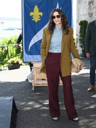 Cannes, 78th Cannes Film Festival 2025 - Day 9, The Jury at the Photocall: Jardins du musée du Suquet Cannes, 78th Cannes Film Festival 2025 - Day 9, The Jury at the Photocall: Jardins du musée du Suquet. Pictured: Juliette Binoche Cannes France  Copyright: xIPA ABACAx