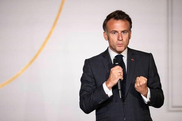 Non Au Harcelement Awards Ceremony - Paris French President Emmanuel Macron speaks at the No to Bullying award ceremony at the Elysee Palace in Paris, France, 21 May 2025. France s Ministry of National Education organizes each year the Non au harcelement (No to Bullying) contest in schools to raise awareness and promote values such as kindness and inclusion. Photo by Eliot Blondet ABACAPRESS.COM Paris France France  Copyright: xBlondetxEliot ABACAx