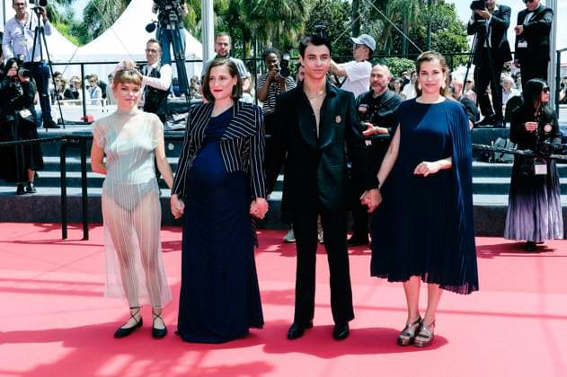 Llucia Garcia, Carla Simon, Mitch Martin and Maria Zamora at the premiere of the feature film Romeriua at the Festival de Cannes 2025 78 Cannes International Film Festival at the Palais des Festivals Cannes, 21 05 2025 Foto:xD.xBedrosianx xFuturexImagex romaria_5502
