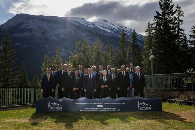 Lars Klingbeil, Federal Minister of Finance, photographed at the family photo during the G7 FMNBG Banff meeting, 21 05 2025 Photographed on behalf of the Federal Ministry of Finance Banff Canada Copyright: xKiraxHofmann BMFx