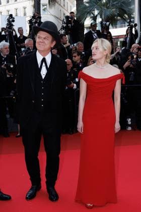 M Montée des marches du film The history of sound lors du 78ème Festival International du Film de Cannes John C Reilly, Nadia Tereszkiewicz Montée des marches du film The history of sound lors du 78ème Festival International du Film de Cannes, au Palais des Festivals à Cannes Le 21 mai 2025 Jacovides Moreau Bestimage Red carpet for the movie The history of sound during the 78th Cannes International Film Festival at the Palais des Festivals in Cannes, France On may 21th 2025 Cannes France  Copyright: xJACOVIDES-MOREAUx xBESTIMAGExJACOVIDES-MOREAUx xBESTIMAGEx