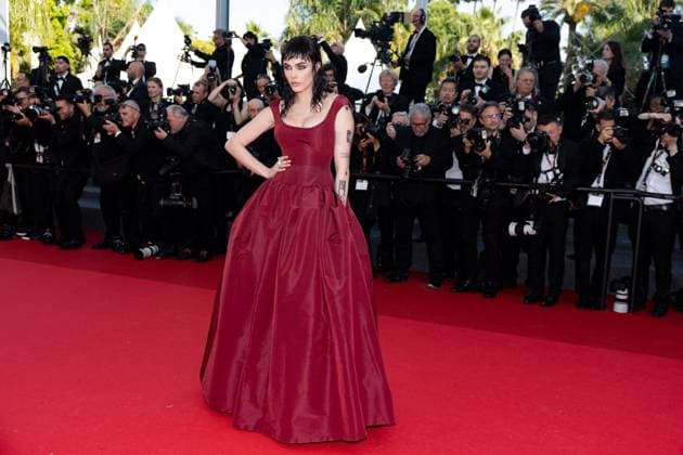 B Montée des marches du film The history of sound lors du 78ème Festival International du Film de Cannes Cara Delevingne Montée des marches du film The history of sound lors du 78ème Festival International du Film de Cannes, au Palais des Festivals à Cannes Le 21 mai 2025 Olivier Borde Bestimage Red carpet for the movie The history of sound during the 78th Cannes International Film Festival at the Palais des Festivals in Cannes, France On may 21th 2025 Cannes France  Copyright: xOLIVIERxBORDEx xBESTIMAGExOLIVIERxBORDEx xBESTIMAGEx