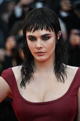 Cannes The History Of Sound Screening JR Cara Delevingne attending the screening of The History Of Sound at 78th Cannes Film Festival in Cannes, France on May, 13, 2025. Photo by Julien Reynaud APS-Medias ABACAPRESS.COM Cannes France  Copyright: xReynaudxJulien APS-Medias ABACAx