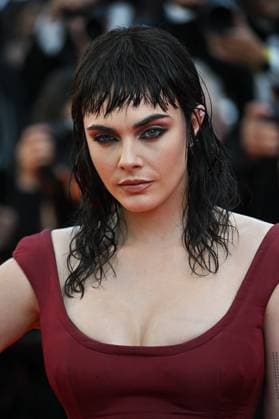 Cannes The History Of Sound Screening JR Cara Delevingne attending the screening of The History Of Sound at 78th Cannes Film Festival in Cannes, France on May, 13, 2025. Photo by Julien Reynaud APS-Medias ABACAPRESS.COM Cannes France  Copyright: xReynaudxJulien APS-Medias ABACAx