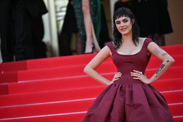 Cannes The History Of Sound Screening JR Cara Delevingne attending the screening of The History Of Sound at 78th Cannes Film Festival in Cannes, France on May, 13, 2025. Photo by Julien Reynaud APS-Medias ABACAPRESS.COM Cannes France  Copyright: xReynaudxJulien APS-Medias ABACAx