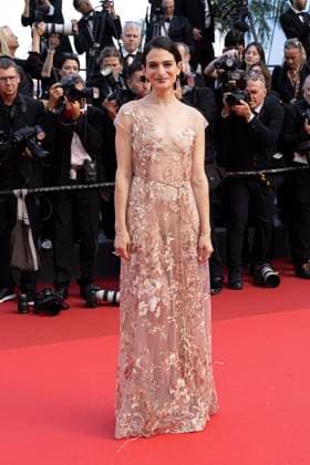 The History Of Sound Jenny Slate attends the The History Of Sound red carpet at the 78th annual at the 78th annual Cannes Film Festival at Palais des Festivals on May 21, 2025 in Cannes, France.  Copyright: x Chassery+Courdjix