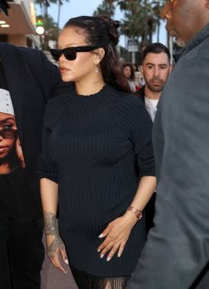 Rihanna in Cannes Rihanna strolling on the Croisette during the Cannes Film Festival. France , Cannes on may 21 , 2025  Copyright: xDFYx