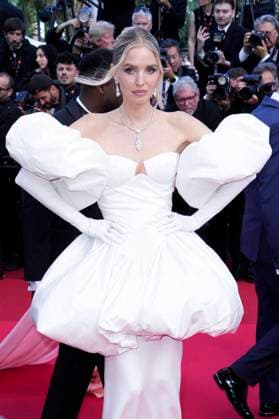 The History Of Sound Red Carpet - The 78th Annual Cannes Film Festival Leonie Hanne attends the The History Of Sound red carpet at the 78th annual Cannes Film Festival at Palais des Festivals on May 21, 2025 in Cannes, France. Cannes France  Copyright: xDanielexCifalÃ x originalFilename: cifala-notitle250521_npkg3.jpg