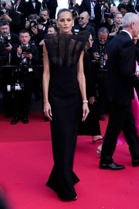 The History Of Sound Red Carpet - The 78th Annual Cannes Film Festival Izabel Goulart attends the The History Of Sound red carpet at the 78th annual Cannes Film Festival at Palais des Festivals on May 21, 2025 in Cannes, France. Cannes France  Copyright: xDanielexCifalÃ x originalFilename: cifala-notitle250521_npnAL.jpg