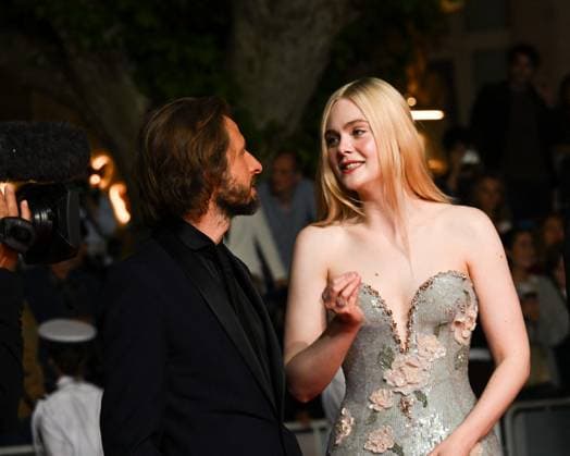 Cannes, 78th Cannes Film Festival 2025, Red Carpet Affeksjonsverdi (Sentimental Value) Cannes, 78th Cannes Film Festival 2025, Red Carpet Affeksjonsverdi (Sentimental Value) In the photo: Elle Fanning Anders Danielsen Lie Milan  Copyright: xIPA ABACAx