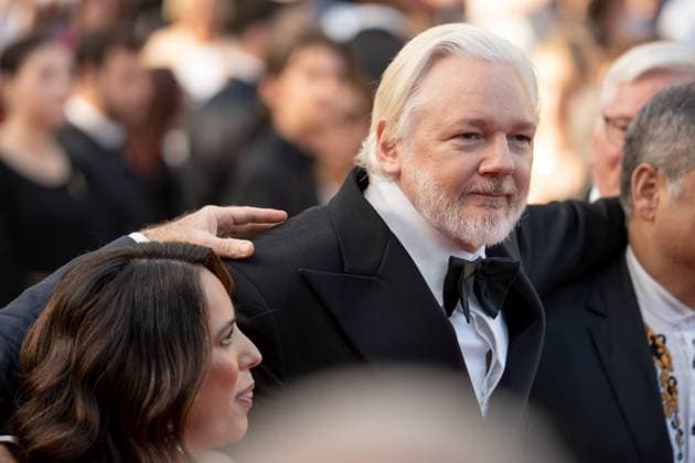 The History Of Sound Red Carpet - The 78th Annual Cannes Film Festival Julian Assange attends the The History Of Sound red carpet at the 78th annual Cannes Film Festival at Palais des Festivals in Cannes, France, on May 21, 2025. Cannes France  Copyright: xLucaxCarlinox originalFilename: carlino-notitle250521_npp5v.jpg