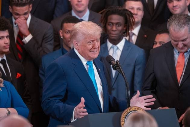 May 21, 2025, Washington, District of Columbia, USA: President DONALD TRUMP welcomes the University of Florida Gators National Champion basketball team to the East Room of the White House on May 21, 2025. Washington USA - ZUMAl312 20250521_znp_l312_037 Copyright: xAndrewxLeydenx