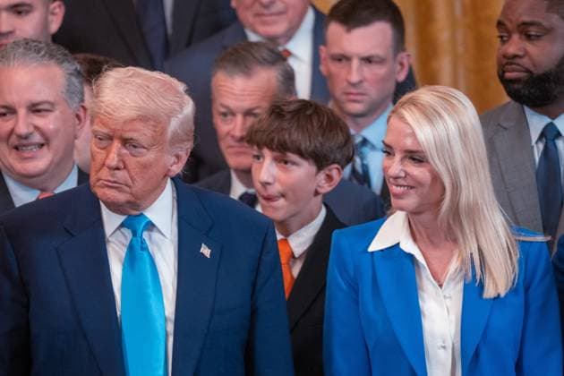 May 21, 2025, Washington, District of Columbia, USA: Attorney General Pamela Bondi joins President DONALD TRUMP as he welcomes the University of Florida Gators National Champion basketball team to the East Room of the White House on May 21, 2025. Washington USA - ZUMAl312 20250521_znp_l312_040 Copyright: xAndrewxLeydenx